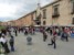 foto z pizy - Piazza del Duomo kramy z pamiątkami